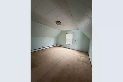 4-10 Glover Ct, Boston, MA 02127 - Photo 17