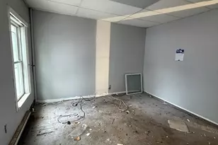 4-10 Glover Ct, Boston, MA 02127 - Photo 7