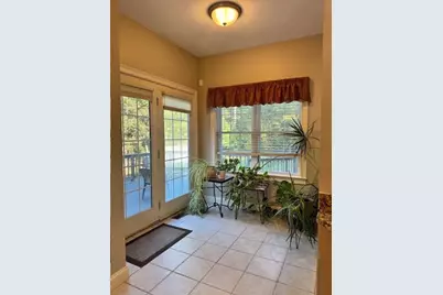 10 Essex St, Douglas, MA 01516 - Photo 9