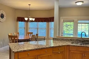 10 Essex St, Douglas, MA 01516 - Photo 17