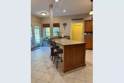 10 Essex St, Douglas, MA 01516 - Photo 11