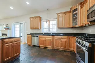 40 Sycamore Ln, Westport, MA 02790 - Photo 15