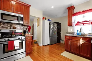 52 Taunton Ave, Boston, MA 02136 - Photo 11