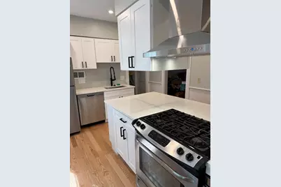 57 Hawthorne St #2, Somerville, MA 02144 - Photo 5