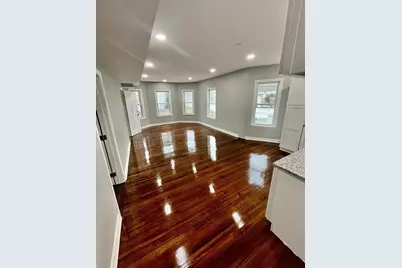 32 Huntington St #3, Brockton, MA 02301 - Photo 3