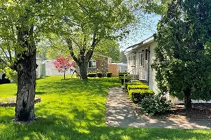 242 H St, Belchertown, MA 01007 - Photo 3