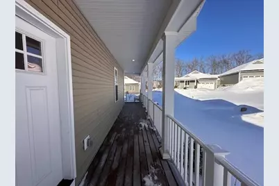 61 Spring Hill Dr #61, Uxbridge, MA 01569 - Photo 5