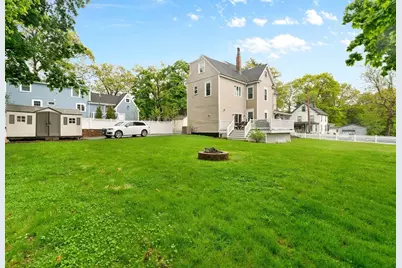 201 Adams St, Dedham, MA 02026 - Photo 29