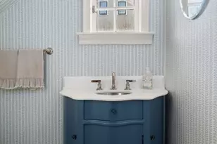 29 Abbott Rd, Wellesley, MA 02481 - Photo 13