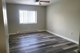 576 Washington St, Weymouth, MA 02188 - Photo 9