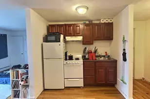 1039 Commonwealth Ave, Boston, MA 02215 - Photo 1