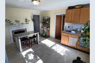 797 Main Street #3, Amherst, MA 01002 - Photo 5