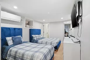 18-20 Bentham Rd, Boston, MA 02122 - Photo 11