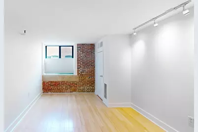 42 8th St #2110, Boston, MA 02129 - Photo 5