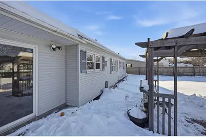 52 Falmouth Rd, Chicopee, MA 01020 - Photo 31