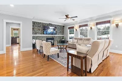 37 Mayflower Road, Winchester, MA 01890 - Photo 11