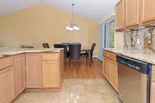 16 Sherwood Rd, Worcester, MA 01602 - Photo 7