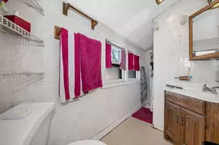 10 Pond St, Lynn, MA 01904 - Photo 23