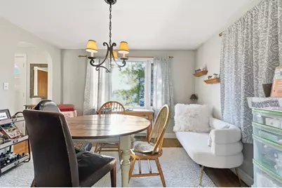 37 Morey Rd, Boston, MA 02132 - Photo 5