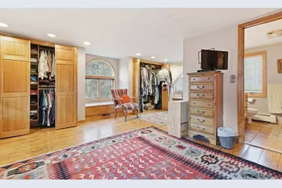 37 Morey Rd, Boston, MA 02132 - Photo 15