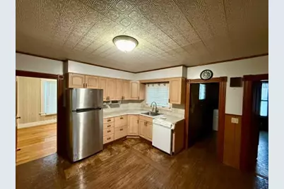 38 Mount Pleasant St #1, North Brookfield, MA 01535 - Photo 3