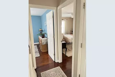 112 W Canton Cir, Springfield, MA 01104 - Photo 9