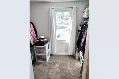 112 W Canton Cir, Springfield, MA 01104 - Photo 29