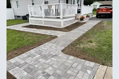 112 W Canton Cir, Springfield, MA 01104 - Photo 33