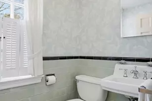 2 Canterbury Rd, Winchester, MA 01890 - Photo 17