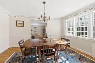 2 Canterbury Rd, Winchester, MA 01890 - Photo 9