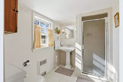 2 Canterbury Rd, Winchester, MA 01890 - Photo 29