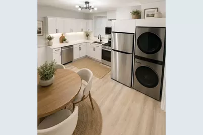 33 Oak St, Boston, MA 02136 - Photo 3