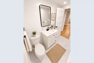 33 Oak St, Boston, MA 02136 - Photo 13