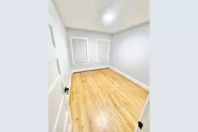 33 Oak St, Boston, MA 02136 - Photo 25