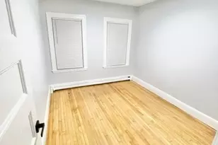 33 Oak St, Boston, MA 02136 - Photo 25