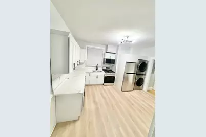 33 Oak St, Boston, MA 02136 - Photo 17