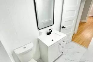 33 Oak St, Boston, MA 02136 - Photo 27