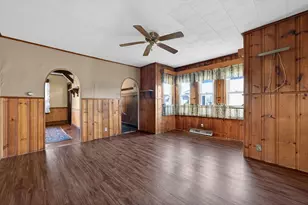 28 Cottage St, Taunton, MA 02780 - Photo 17