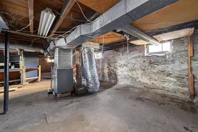 28 Cottage St, Taunton, MA 02780 - Photo 25