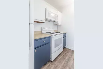 159 Main #27C, Stoneham, MA 02189 - Photo 5