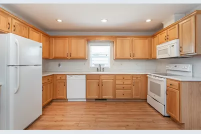 250 Mansfield Ave #11, Norton, MA 02766 - Photo 9