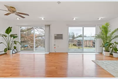 101 Edgelawn Ave #11, North Andover, MA 01845 - Photo 5