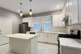 206 Winchester St, Brookline, MA 02446 - Photo 3