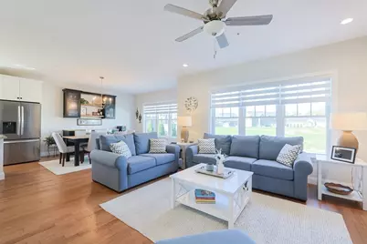 7 Palmetto Dr #7, Bellingham, MA 02019 - Photo 9