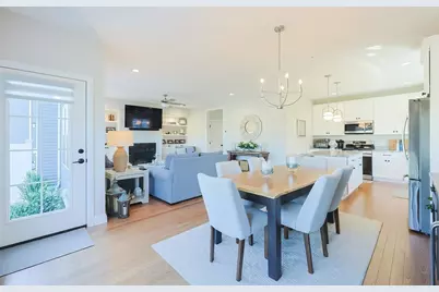 7 Palmetto Dr #7, Bellingham, MA 02019 - Photo 11