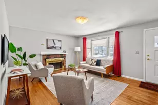 28 Patriot St, North Andover, MA 01845 - Photo 3