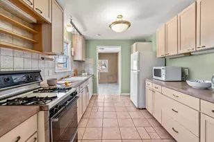 28 Patriot St, North Andover, MA 01845 - Photo 7