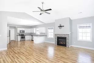 20 Nantucket Dr, Mattapoisett, MA 02739 - Photo 9