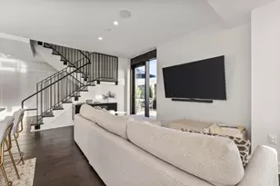 14 W Broadway, Boston, MA 02127 - Photo 7