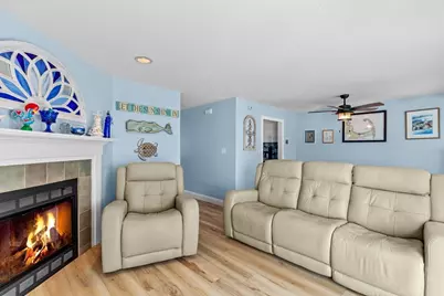 4 Harbor Hill Dr #4, Bourne, MA 02532 - Photo 17